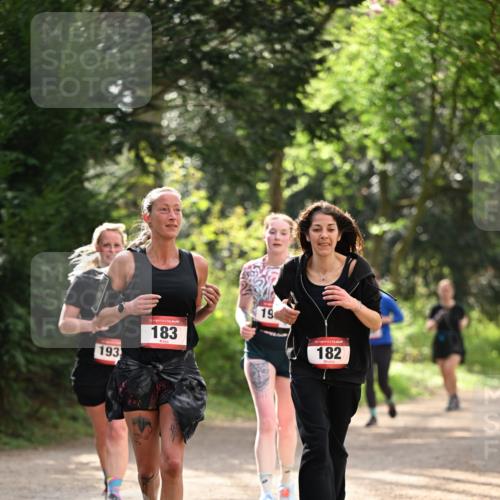 13.04.2025 - Hammer Lauf Dr. Thomas Lammeyer http://msf.ph/oto/7658644 13.04.2025 10:48:42 Laufen 193, 15, 183, 19, 1227, 15, 182 meine-sportfotos.de