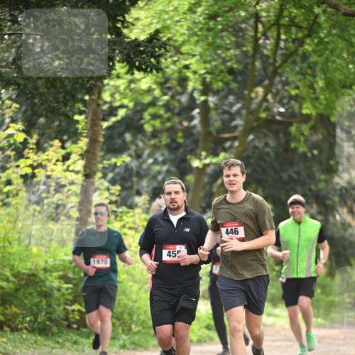 13.04.2025 - Hammer Lauf Dr. Thomas Lammeyer http://msf.ph/oto/7658705 13.04.2025 10:49:00 Laufen 1970, 455, 446 meine-sportfotos.de
