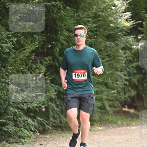 13.04.2025 - Hammer Lauf Dr. Thomas Lammeyer http://msf.ph/oto/7658740 13.04.2025 10:49:07 Laufen 15, 1970 meine-sportfotos.de