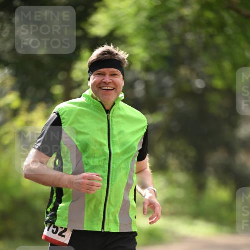 13.04.2025 - Hammer Lauf Dr. Thomas Lammeyer http://msf.ph/oto/7658753 13.04.2025 10:49:09 Laufen 752 meine-sportfotos.de