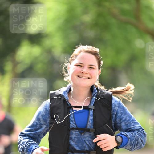 13.04.2025 - Hammer Lauf Dr. Thomas Lammeyer http://msf.ph/oto/7658951 13.04.2025 10:51:02 Laufen 15, 1067 meine-sportfotos.de