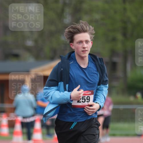 13.04.2025 - Hammer Lauf A. Gomolzig http://msf.ph/oto/7658980 13.04.2025 10:18:57 Ziel 259 meine-sportfotos.de