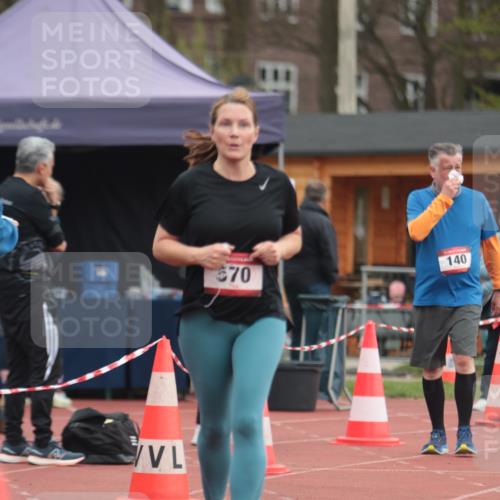 13.04.2025 - Hammer Lauf A. Gomolzig http://msf.ph/oto/7659004 13.04.2025 10:19:09 Ziel 140, 230, 570 meine-sportfotos.de