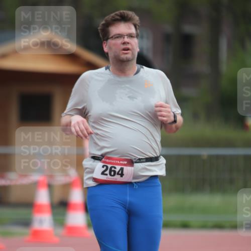 13.04.2025 - Hammer Lauf A. Gomolzig http://msf.ph/oto/7659025 13.04.2025 10:19:21 Ziel 139, 264, 569 meine-sportfotos.de