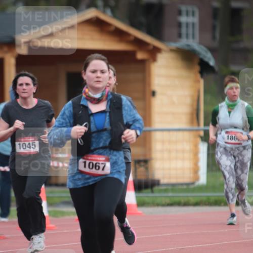 13.04.2025 - Hammer Lauf A. Gomolzig http://msf.ph/oto/7659057 13.04.2025 10:19:49 Ziel 652, 1045, 1067 meine-sportfotos.de