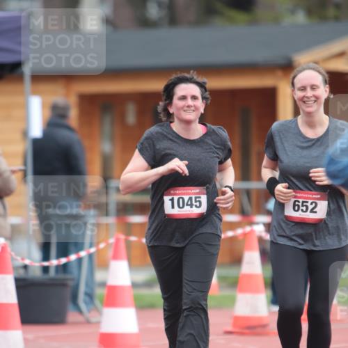 13.04.2025 - Hammer Lauf A. Gomolzig http://msf.ph/oto/7659061 13.04.2025 10:19:51 Ziel 652, 1045, 1067, 1860 meine-sportfotos.de