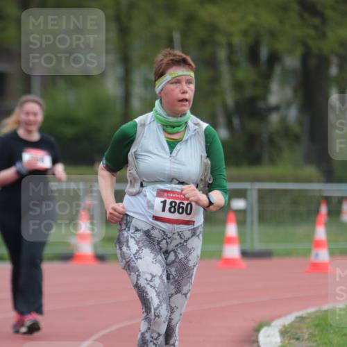 13.04.2025 - Hammer Lauf A. Gomolzig http://msf.ph/oto/7659068 13.04.2025 10:19:58 Ziel 321, 868, 1860 meine-sportfotos.de