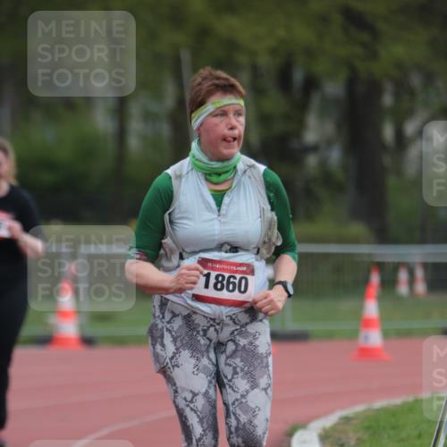 13.04.2025 - Hammer Lauf A. Gomolzig http://msf.ph/oto/7659069 13.04.2025 10:19:58 Ziel 321, 868, 1860 meine-sportfotos.de
