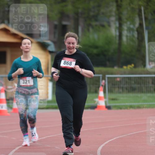 13.04.2025 - Hammer Lauf A. Gomolzig http://msf.ph/oto/7659073 13.04.2025 10:19:59 Ziel 321, 868, 1860 meine-sportfotos.de