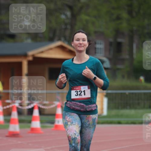 13.04.2025 - Hammer Lauf A. Gomolzig http://msf.ph/oto/7659078 13.04.2025 10:20:02 Ziel 321, 868 meine-sportfotos.de