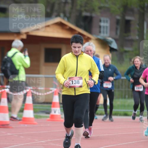 13.04.2025 - Hammer Lauf A. Gomolzig http://msf.ph/oto/7659083 13.04.2025 10:20:12 Ziel 138, 204, 1082 meine-sportfotos.de