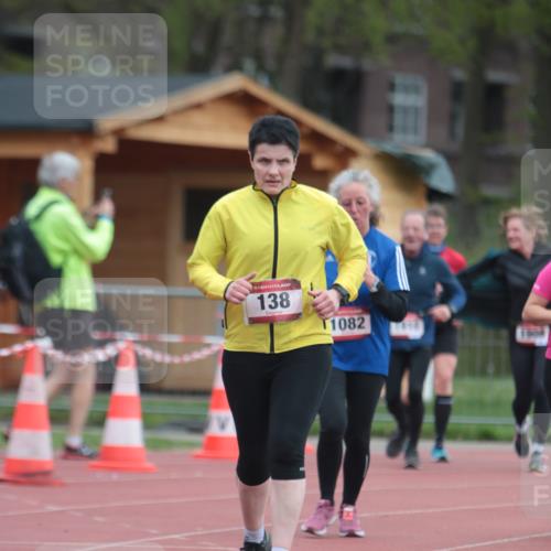 13.04.2025 - Hammer Lauf A. Gomolzig http://msf.ph/oto/7659087 13.04.2025 10:20:13 Ziel 138, 204, 1082 meine-sportfotos.de