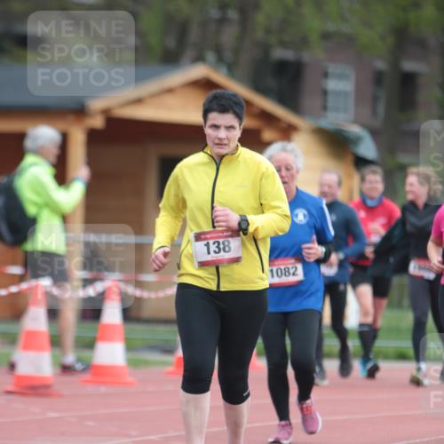 13.04.2025 - Hammer Lauf A. Gomolzig http://msf.ph/oto/7659089 13.04.2025 10:20:13 Ziel 138, 204, 1082 meine-sportfotos.de