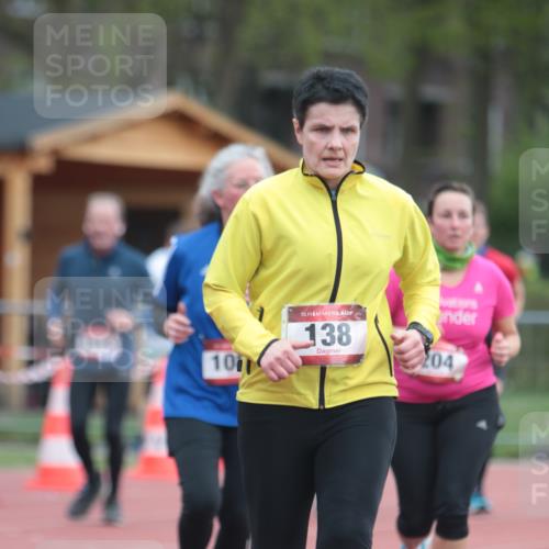 13.04.2025 - Hammer Lauf A. Gomolzig http://msf.ph/oto/7659095 13.04.2025 10:20:16 Ziel 138, 204, 1082, 1910 meine-sportfotos.de