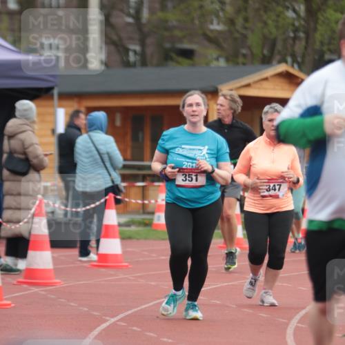 13.04.2025 - Hammer Lauf A. Gomolzig http://msf.ph/oto/7659126 13.04.2025 10:20:28 Ziel 281, 347, 351, 583, 1142, 1270, 1732, 1733, 1908 meine-sportfotos.de