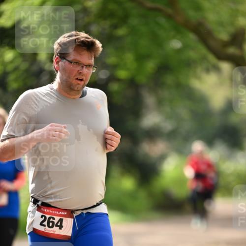 13.04.2025 - Hammer Lauf Dr. Thomas Lammeyer http://msf.ph/oto/7659145 13.04.2025 10:51:38 Laufen 15, 264 meine-sportfotos.de