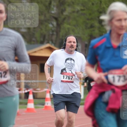 13.04.2025 - Hammer Lauf A. Gomolzig http://msf.ph/oto/7659148 13.04.2025 10:20:38 Ziel 1142, 1269, 1270, 1734, 1767 meine-sportfotos.de