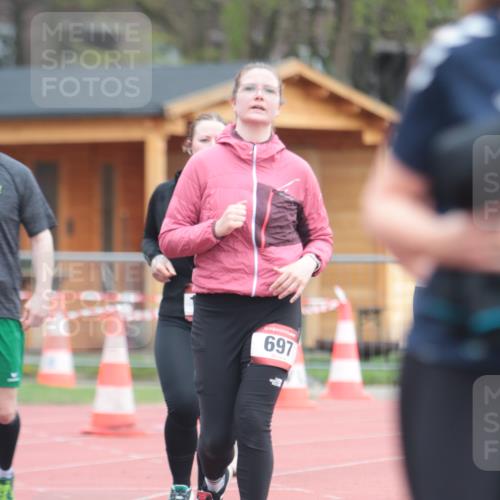 13.04.2025 - Hammer Lauf A. Gomolzig http://msf.ph/oto/7659210 13.04.2025 10:21:18 Ziel 265, 266, 697, 703, 1226 meine-sportfotos.de