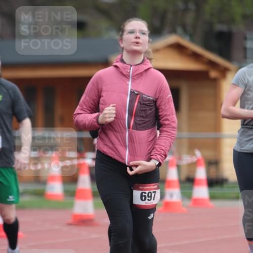 13.04.2025 - Hammer Lauf A. Gomolzig http://msf.ph/oto/7659215 13.04.2025 10:21:19 Ziel 265, 266, 697, 703, 1226 meine-sportfotos.de