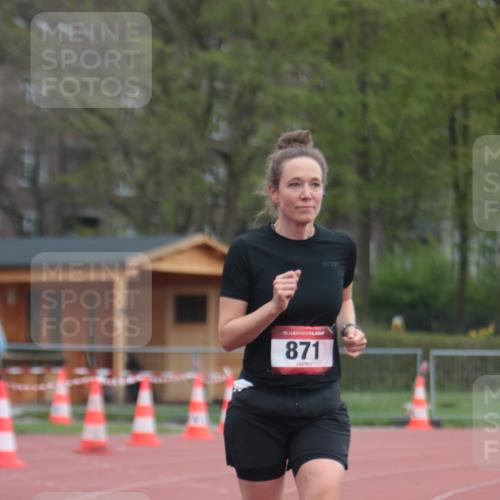 13.04.2025 - Hammer Lauf A. Gomolzig http://msf.ph/oto/7659233 13.04.2025 10:21:39 Ziel 137, 706, 708, 871 meine-sportfotos.de