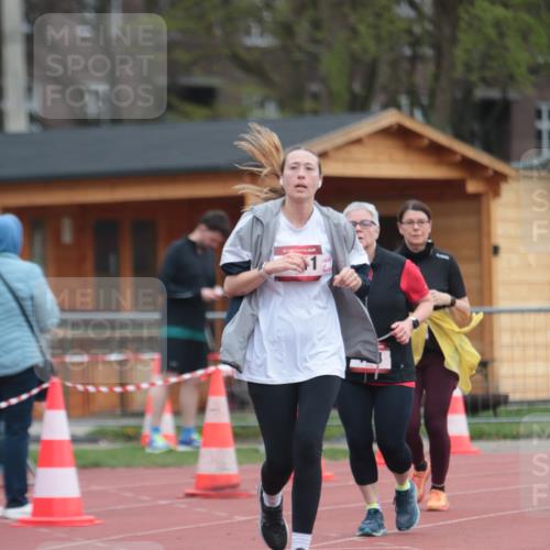 13.04.2025 - Hammer Lauf A. Gomolzig http://msf.ph/oto/7659252 13.04.2025 10:21:59 Ziel 124, 905, 1011, 1227 meine-sportfotos.de