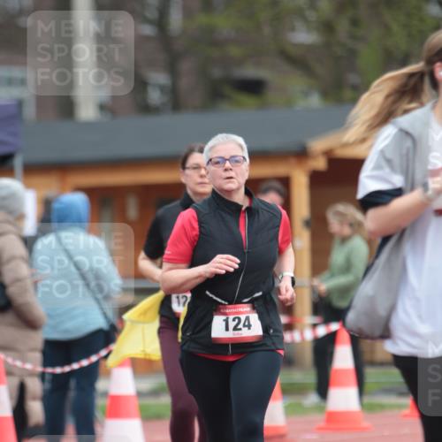 13.04.2025 - Hammer Lauf A. Gomolzig http://msf.ph/oto/7659259 13.04.2025 10:22:02 Ziel 124, 905, 1011, 1227 meine-sportfotos.de