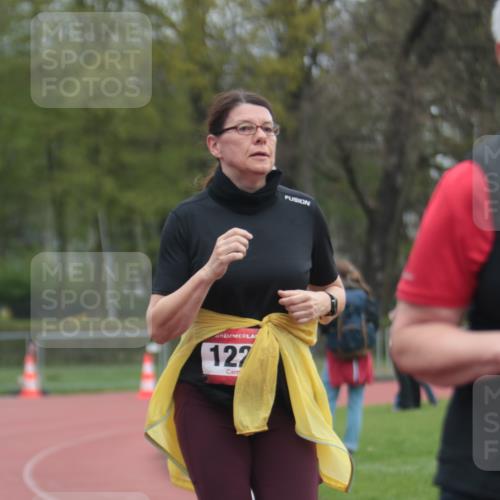 13.04.2025 - Hammer Lauf A. Gomolzig http://msf.ph/oto/7659265 13.04.2025 10:22:09 Ziel 905, 1227 meine-sportfotos.de