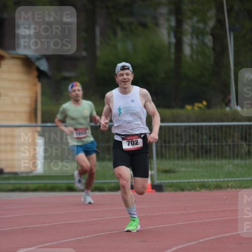 13.04.2025 - Hammer Lauf A. Gomolzig http://msf.ph/oto/7659336 13.04.2025 10:23:36 Ziel 702, 1855, 1941 meine-sportfotos.de