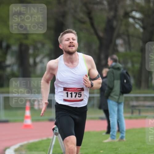 13.04.2025 - Hammer Lauf A. Gomolzig http://msf.ph/oto/7659425 13.04.2025 10:24:27 Ziel  meine-sportfotos.de