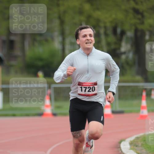 13.04.2025 - Hammer Lauf A. Gomolzig http://msf.ph/oto/7659467 13.04.2025 10:24:45 Ziel  meine-sportfotos.de