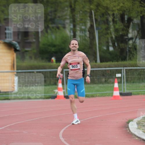 13.04.2025 - Hammer Lauf A. Gomolzig http://msf.ph/oto/7659471 13.04.2025 10:25:00 Ziel 903 meine-sportfotos.de