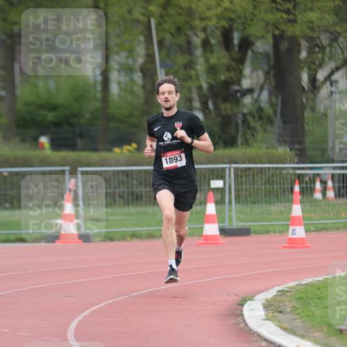 13.04.2025 - Hammer Lauf A. Gomolzig http://msf.ph/oto/7659532 13.04.2025 10:25:49 Ziel 1893 meine-sportfotos.de