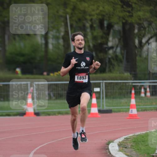 13.04.2025 - Hammer Lauf A. Gomolzig http://msf.ph/oto/7659536 13.04.2025 10:25:50 Ziel 1893 meine-sportfotos.de