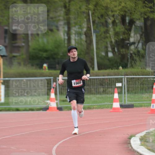 13.04.2025 - Hammer Lauf A. Gomolzig http://msf.ph/oto/7659566 13.04.2025 10:26:05 Ziel 1966 meine-sportfotos.de