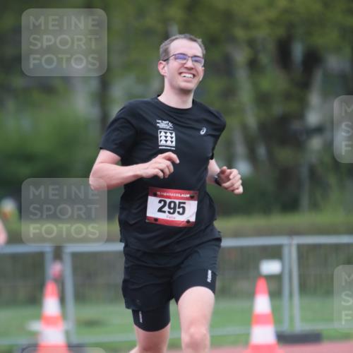13.04.2025 - Hammer Lauf A. Gomolzig http://msf.ph/oto/7659598 13.04.2025 10:27:00 Ziel 295, 1031 meine-sportfotos.de