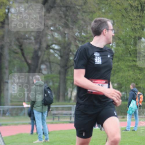 13.04.2025 - Hammer Lauf A. Gomolzig http://msf.ph/oto/7659603 13.04.2025 10:27:02 Ziel 1031 meine-sportfotos.de