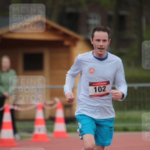 13.04.2025 - Hammer Lauf A. Gomolzig http://msf.ph/oto/7659644 13.04.2025 10:27:59 Ziel 102, 405 meine-sportfotos.de