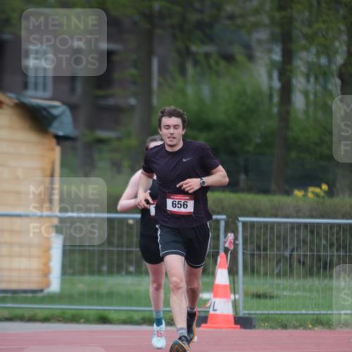 13.04.2025 - Hammer Lauf A. Gomolzig http://msf.ph/oto/7659651 13.04.2025 10:28:07 Ziel 656, 1030 meine-sportfotos.de