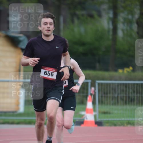 13.04.2025 - Hammer Lauf A. Gomolzig http://msf.ph/oto/7659664 13.04.2025 10:28:09 Ziel 656, 1030 meine-sportfotos.de