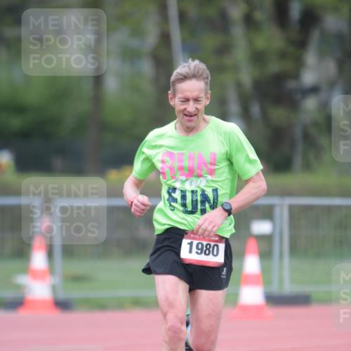 13.04.2025 - Hammer Lauf A. Gomolzig http://msf.ph/oto/7659682 13.04.2025 10:28:18 Ziel 1980 meine-sportfotos.de