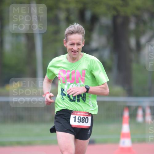 13.04.2025 - Hammer Lauf A. Gomolzig http://msf.ph/oto/7659688 13.04.2025 10:28:19 Ziel 1180, 1980 meine-sportfotos.de