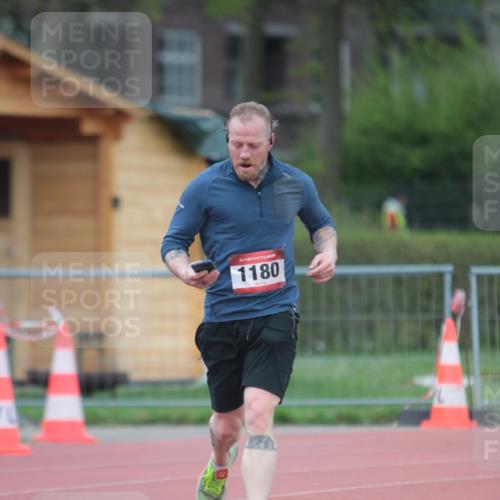 13.04.2025 - Hammer Lauf A. Gomolzig http://msf.ph/oto/7659693 13.04.2025 10:28:26 Ziel 623, 1180 meine-sportfotos.de