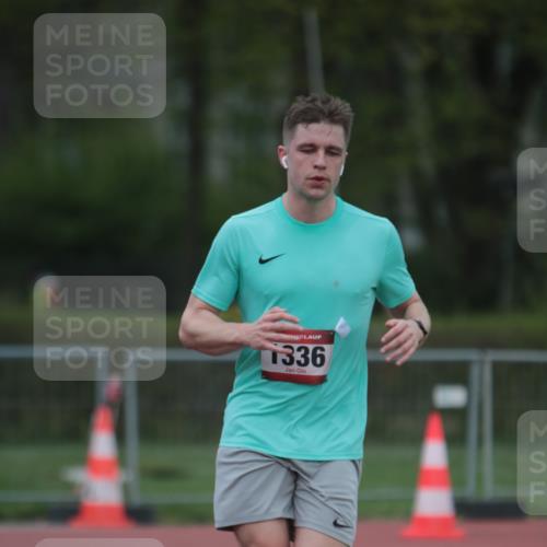 13.04.2025 - Hammer Lauf A. Gomolzig http://msf.ph/oto/7659736 13.04.2025 10:28:46 Ziel 1336 meine-sportfotos.de