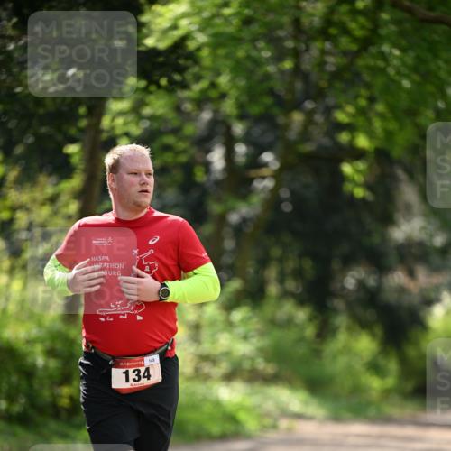 13.04.2025 - Hammer Lauf Dr. Thomas Lammeyer http://msf.ph/oto/7659772 13.04.2025 11:04:07 Laufen 15, 134, 145 meine-sportfotos.de