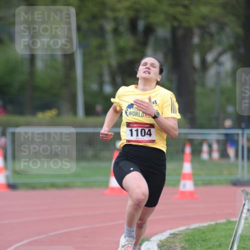 13.04.2025 - Hammer Lauf A. Gomolzig http://msf.ph/oto/7659795 13.04.2025 10:29:40 Ziel 350, 1104, 1739 meine-sportfotos.de