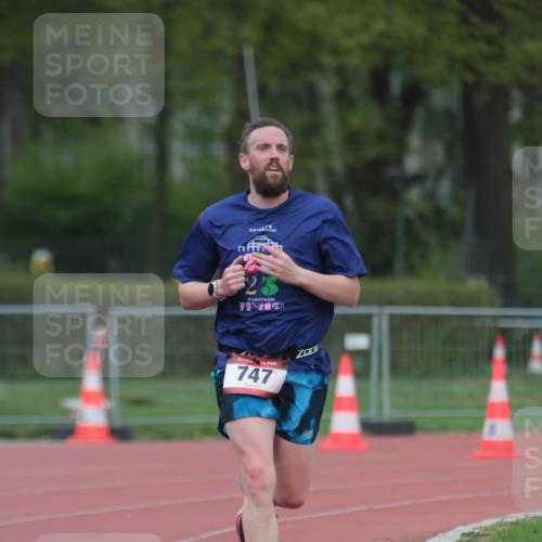 13.04.2025 - Hammer Lauf A. Gomolzig http://msf.ph/oto/7659841 13.04.2025 10:30:06 Ziel 747 meine-sportfotos.de