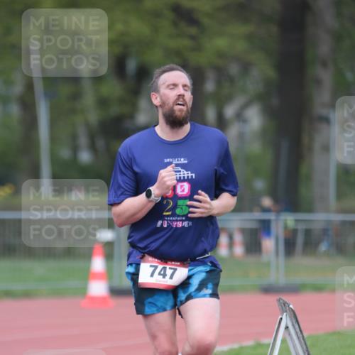 13.04.2025 - Hammer Lauf A. Gomolzig http://msf.ph/oto/7659843 13.04.2025 10:30:07 Ziel 635, 747 meine-sportfotos.de