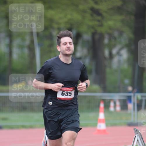 13.04.2025 - Hammer Lauf A. Gomolzig http://msf.ph/oto/7659853 13.04.2025 10:30:17 Ziel 586, 635 meine-sportfotos.de