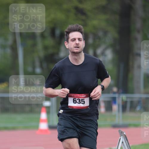 13.04.2025 - Hammer Lauf A. Gomolzig http://msf.ph/oto/7659855 13.04.2025 10:30:17 Ziel 586, 635 meine-sportfotos.de