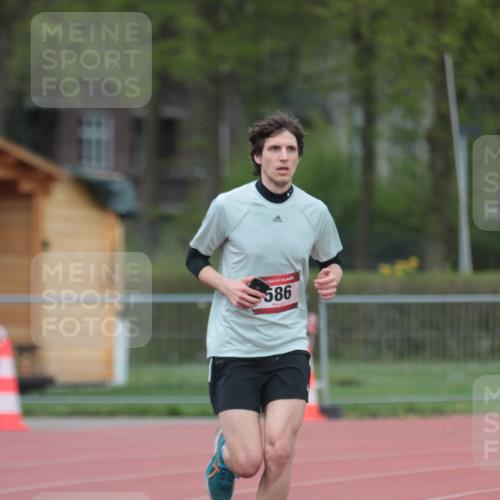 13.04.2025 - Hammer Lauf A. Gomolzig http://msf.ph/oto/7659858 13.04.2025 10:30:21 Ziel 205, 586, 692 meine-sportfotos.de